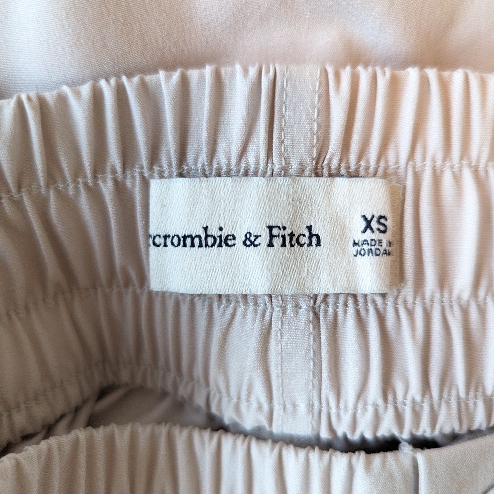 Abercrombie & Fitch pants - Picture 5 of 9
